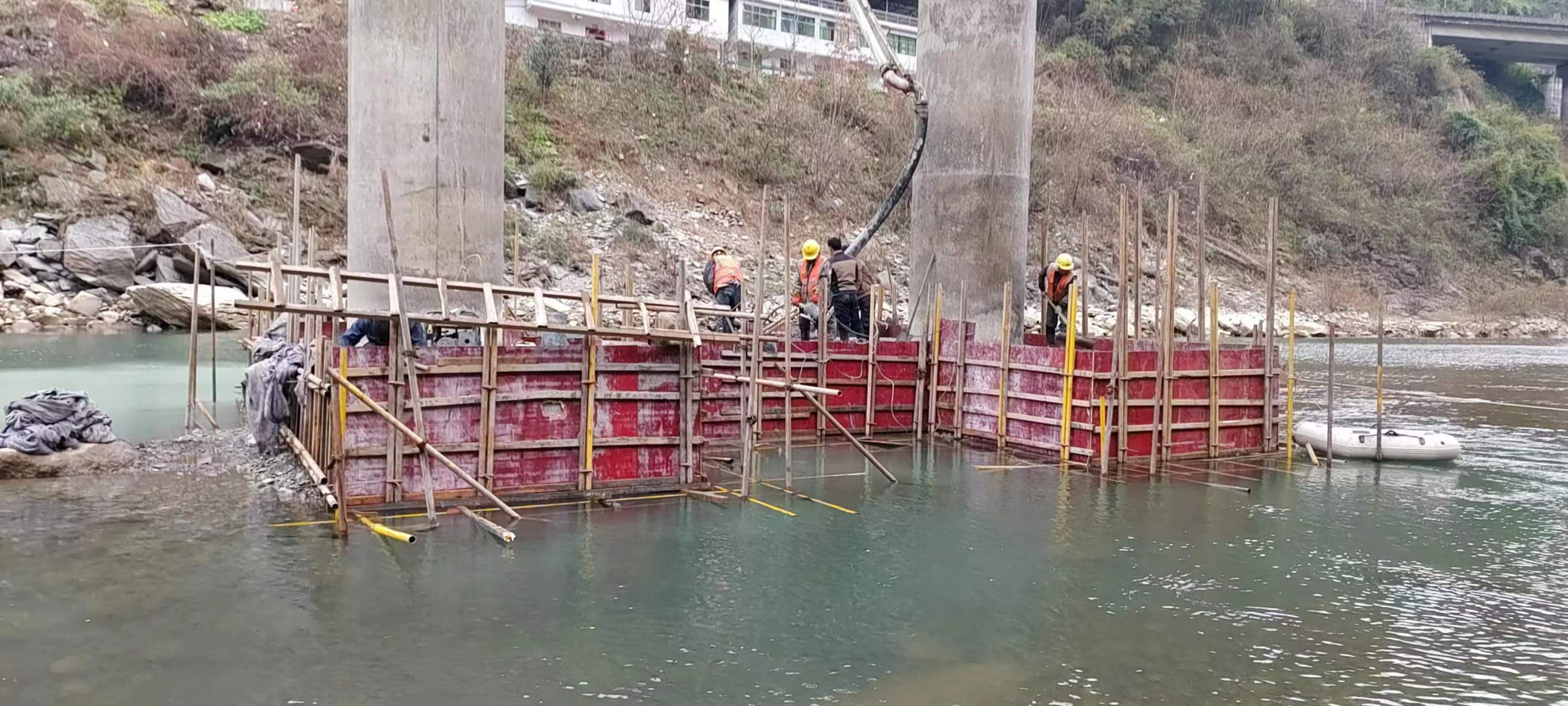 安徽水利工程施工中堤坝渗漏原因以及防渗加固技术
